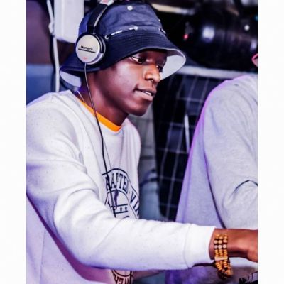 Que Deep Matured Soundz – Abangani