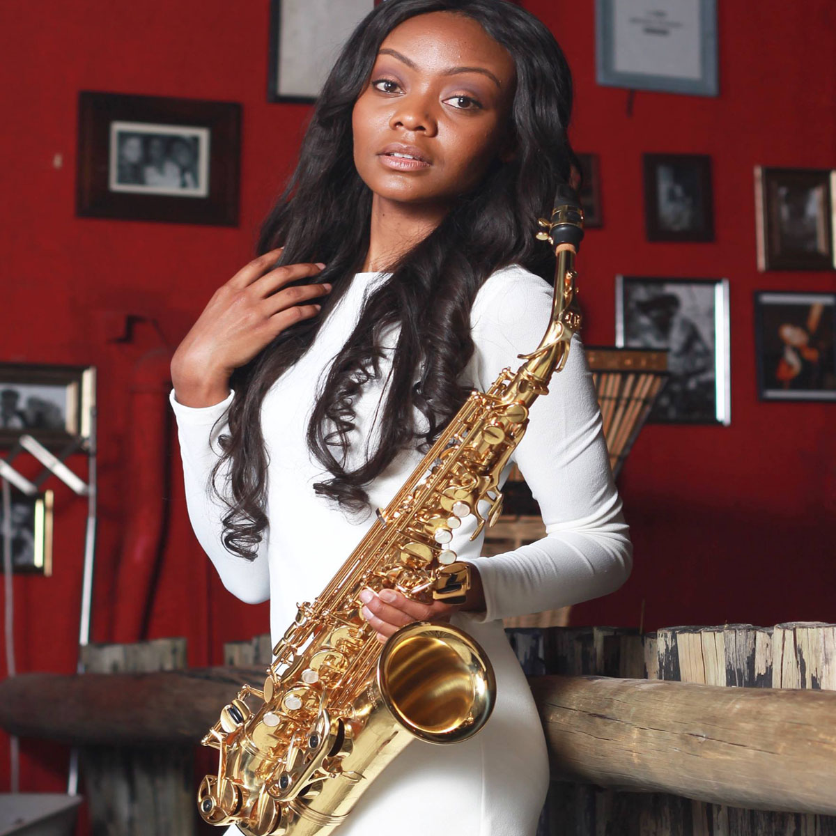 Suzy Eises – Emcimbini (Saxophone cover)