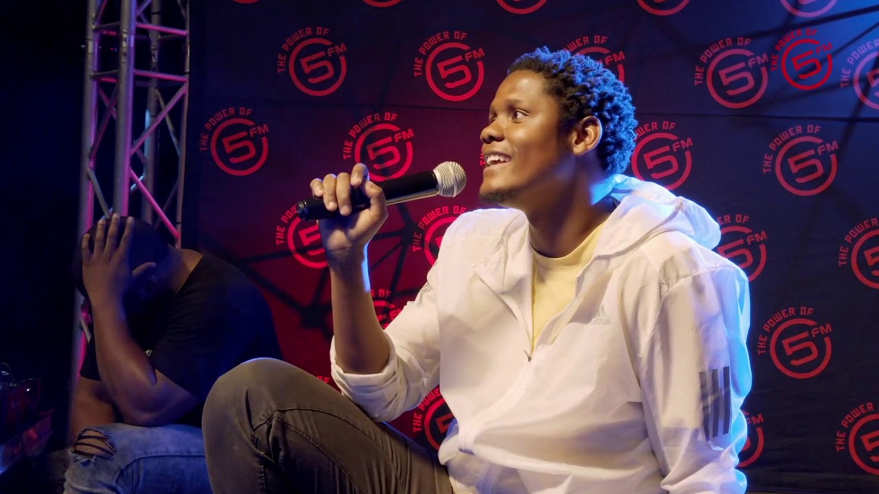 samthing soweto performs AmaDM, lotto, amantombazane & akulaleki live