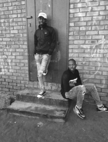 De Mthuda & Kwiish SA - Emlanjeni (ft. Sir Trill) Full Song