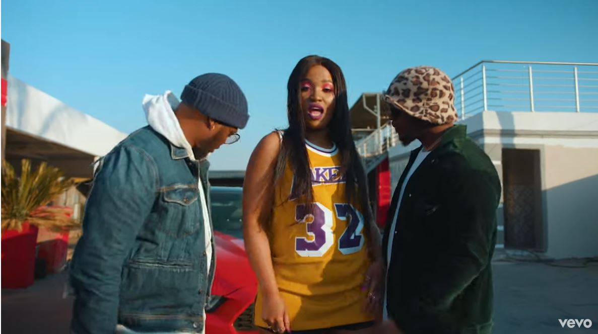 VIDEO: MFR Souls – Amanikiniki ft. Major League, Kamo Mphela & Bontle Smith