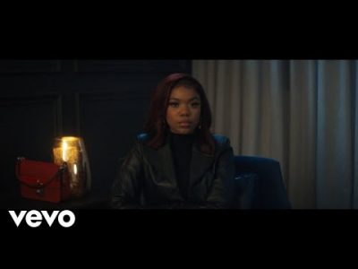 VIDEO: Elaine – Risky