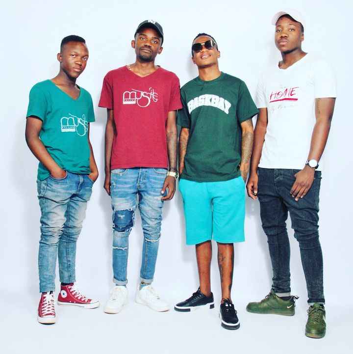 Music Fellas - Attention ft Bouzer Mp3 Download