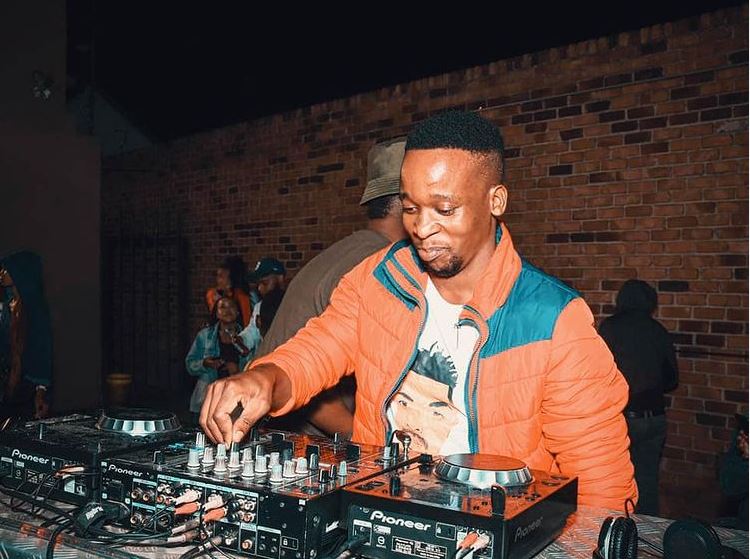 Romeo Makota January 01 New Year Amapiano Mix Mp3 Download Amapiano