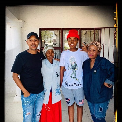 Felo Le Tee Showcases Mother As He Celebrates Mother's Day With His Family