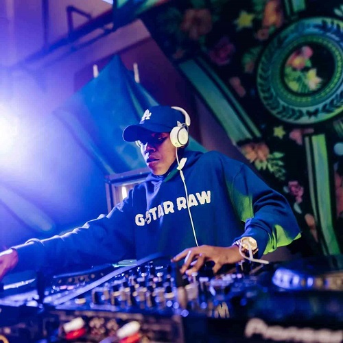 Vigro Deep - Pitori To Ibiza ft. M.J 1 Vigro Deep – MixMag The Lab Johannesburg MP3 Download