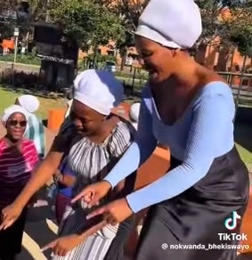 Mvelinqangi Nkulunkulu Ookhokho Bethu (Full Song)