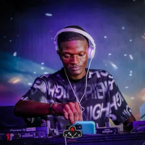 Hotfurze - Ukhona Remix ft. Ndibo Ndibs & Cue Lone